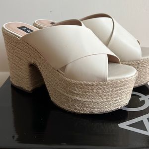 Aqua Women's July Platform Slide Sandals White Size 8